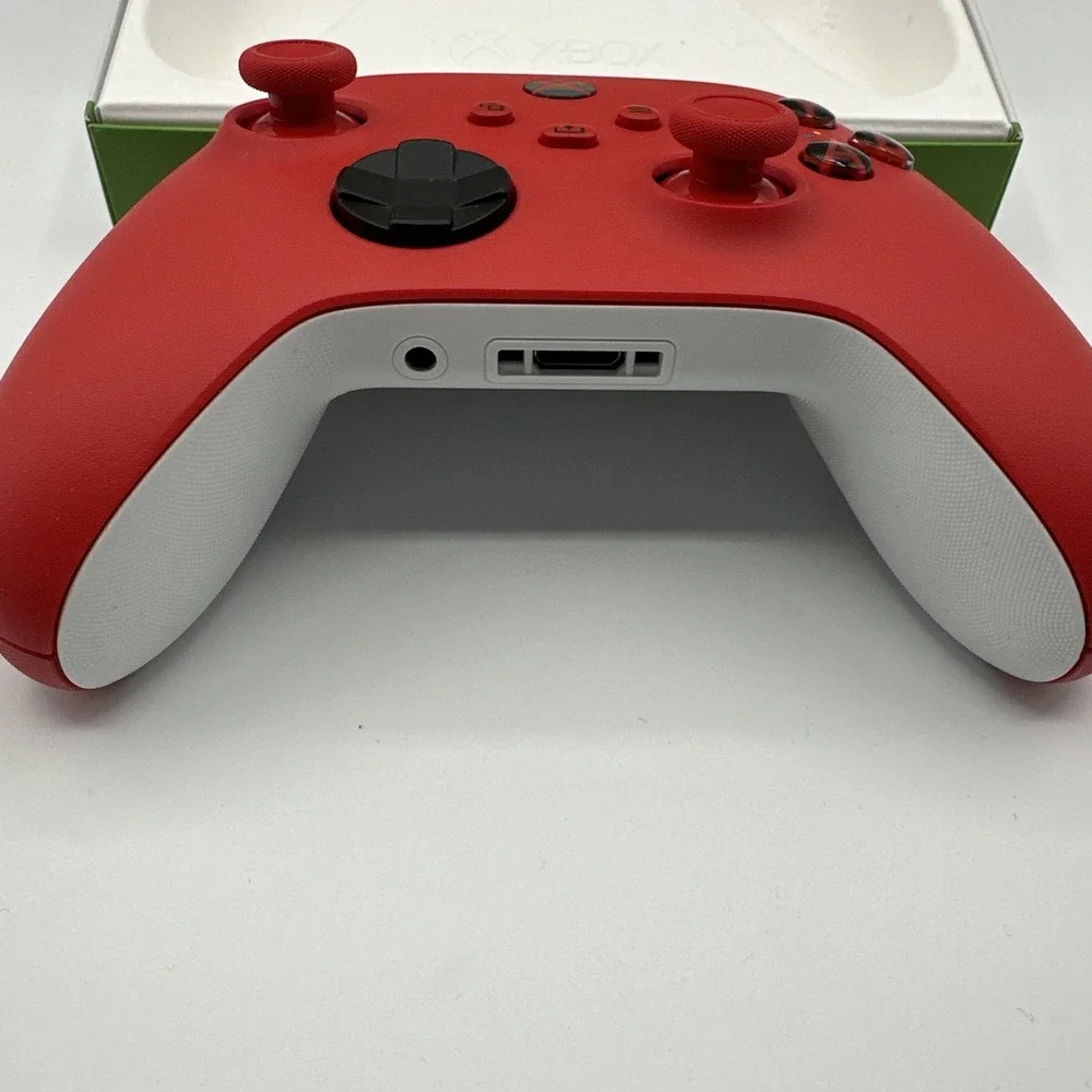 Xbox Series X|S Wireless Controller - Pulse Red